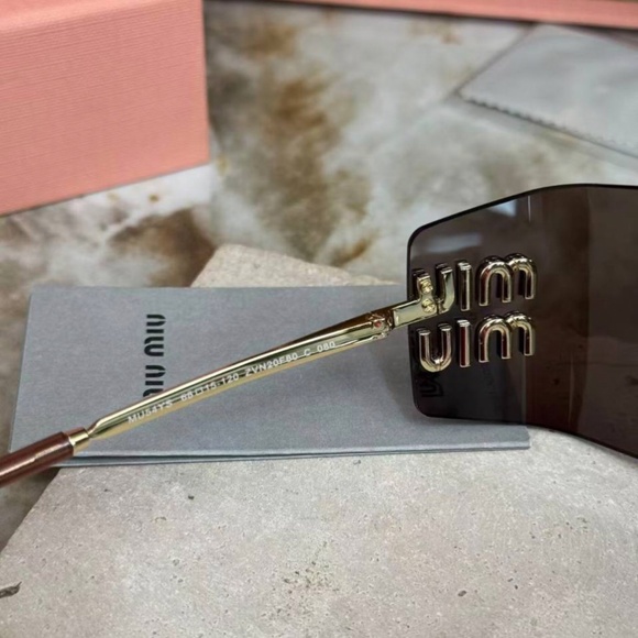 Miu miu Sunglasses - Picture 2 of 5